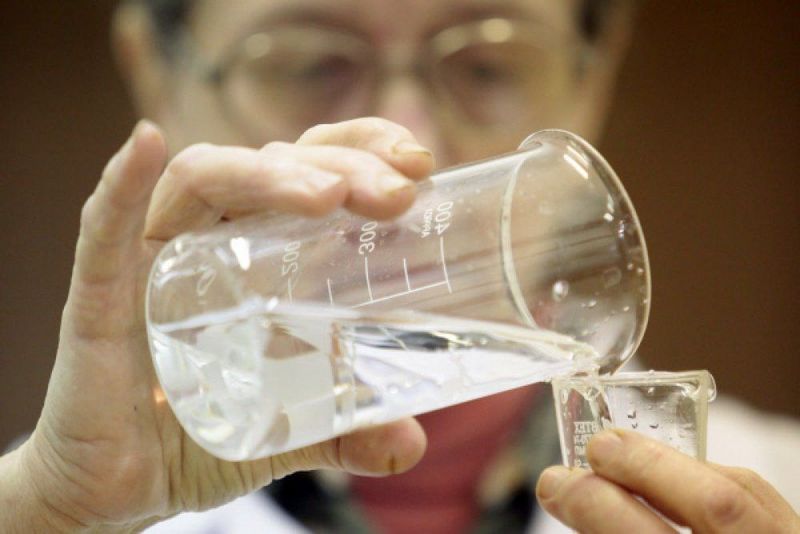 Атырауские синоптики берут еженедельные пробы воды