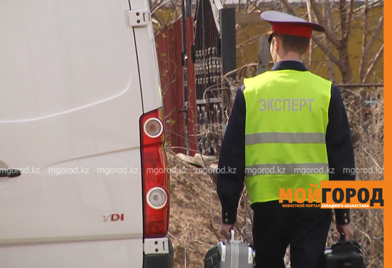 По запаху нашли тело убитого мужчины на автобазе в Уральске
