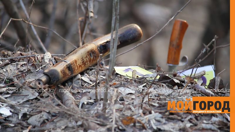 Обрез и газовый пистолет нашел прохожий в Уральске (фото)