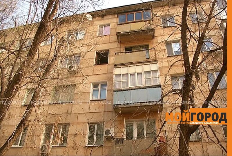 В Актобе труп одинокого пенсионера пролежал в квартире почти месяц