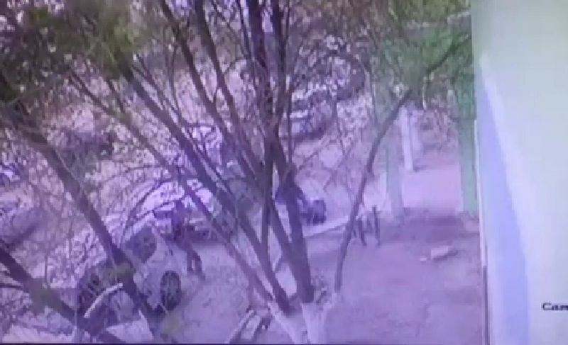 В Атырау убийство мужчины попало на видео