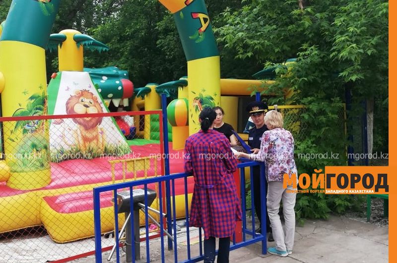 Спасатели Уральска рассказали предпринимателям о правилах установки батутов