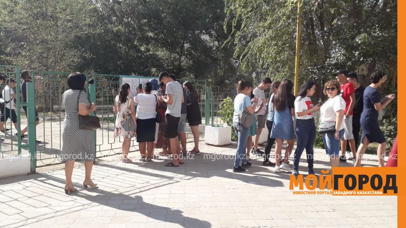 128 баллов набрала на ЕНТ выпускница школы Аксая