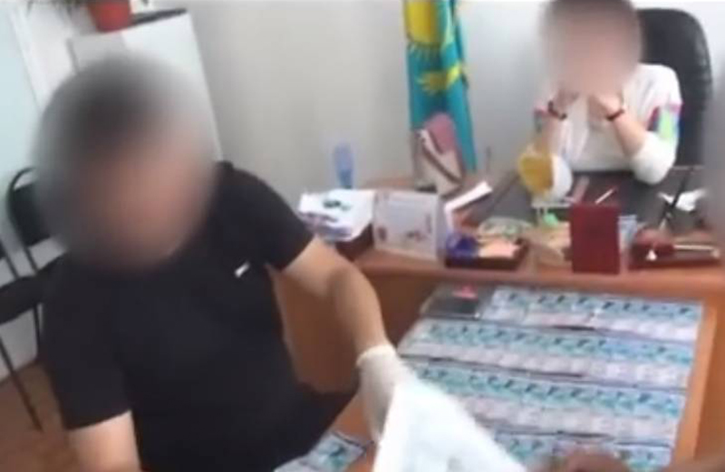 В коррупции подозревается заместитель акима района в Актюбинской области (видео)