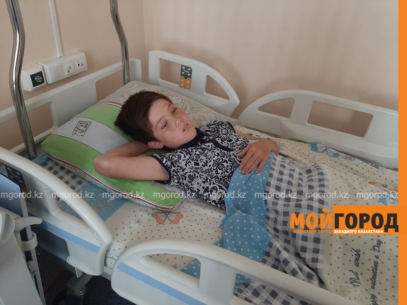 Со сломанным носом пришел школьник с экзамена в Уральске