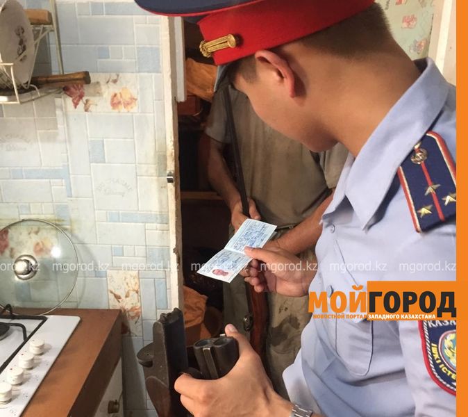 Сейф с ружьем украли в Атырау