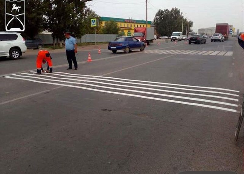Шумовые полосы начали устанавливать на дорогах Уральска