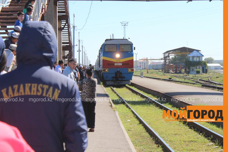 В Актюбинской области мужчина пытался выдать себя за брата и уехать в Уральск