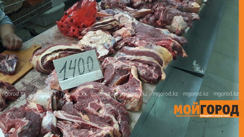 1,5 тонны мясной продукции было продано на ярмарке в Уральске
