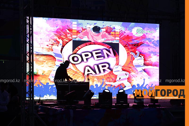 Сотни уральцев станцевали на OPEN AIR (фото)