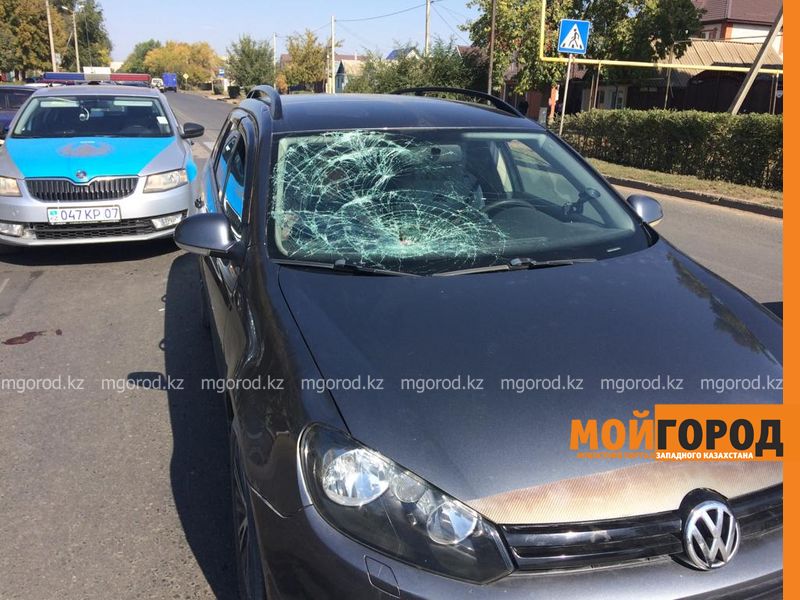 Женщину сбили на пешеходном переходе в Уральске