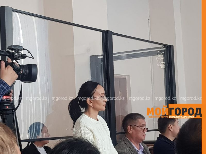 В Актобе начался суд над начальницей жилищного отдела, обвиняемой в мошенничестве