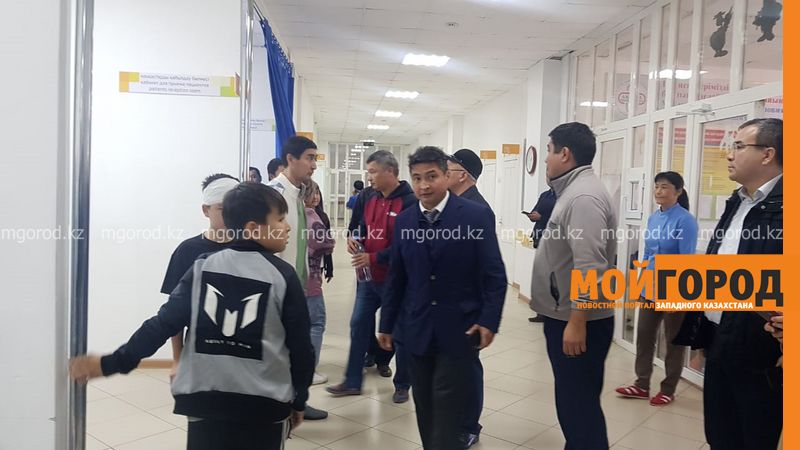 5 человек пострадали в ДТП со школьным автобусом в Актобе