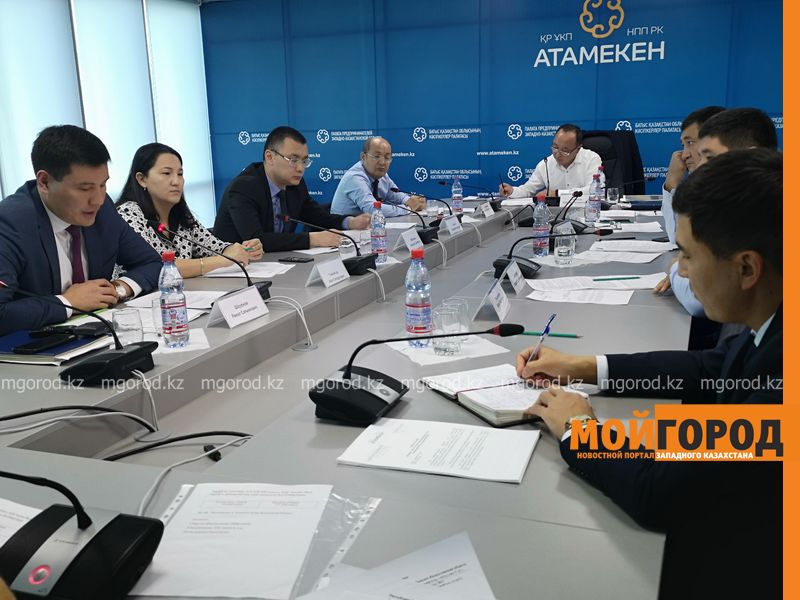Предприниматели Уральска просят отменить приказ на запрет вывоза макулатуры из РК