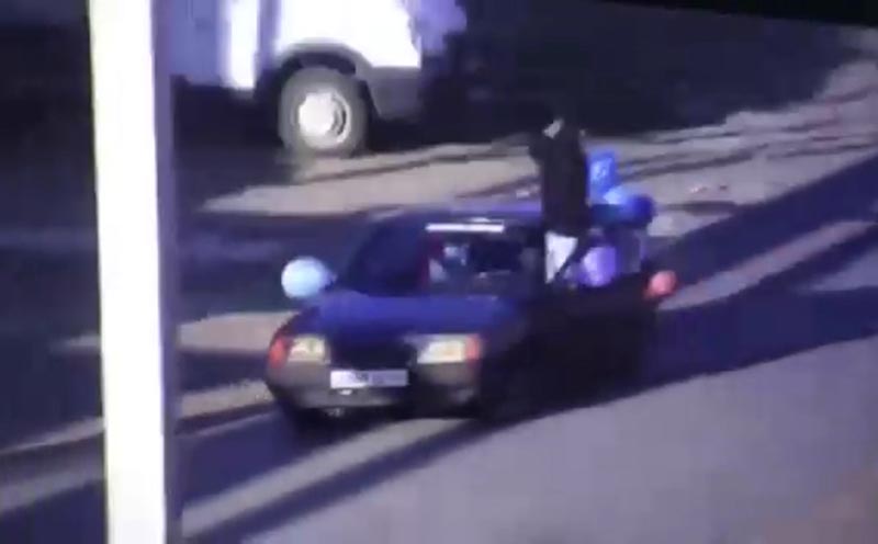 В Атырау счастливый отец отмечал рождение ребенка и лихачил на дороге