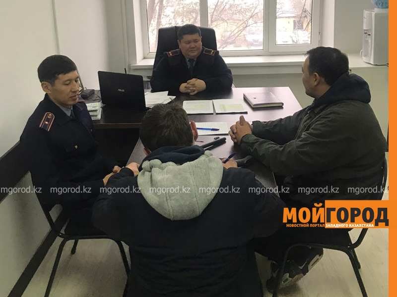 В Атырау извинились перед жителями за отстрел собак днем