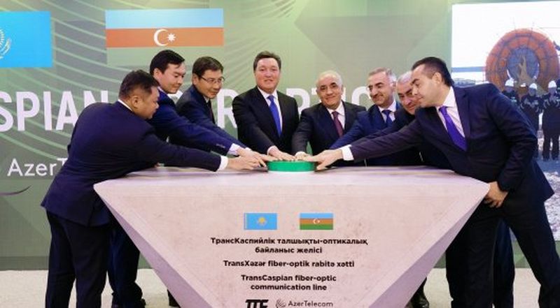 В Актау дали старт прокладке оптоволокна по дну Каспия