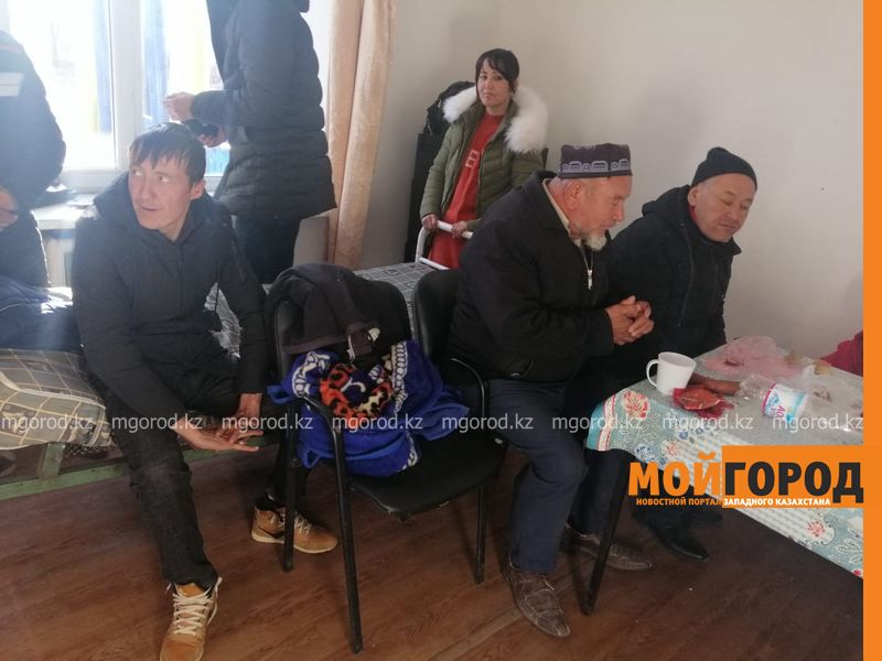 Иностранцы едва не замерзли на трассе в ЗКО