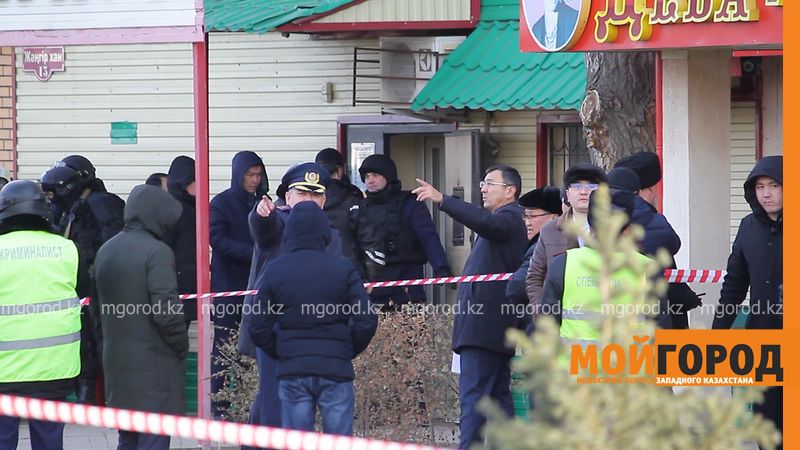 Мужчина 6 часов удерживал жену в заложниках в Уральске: на женщину заведено два уголовных дела