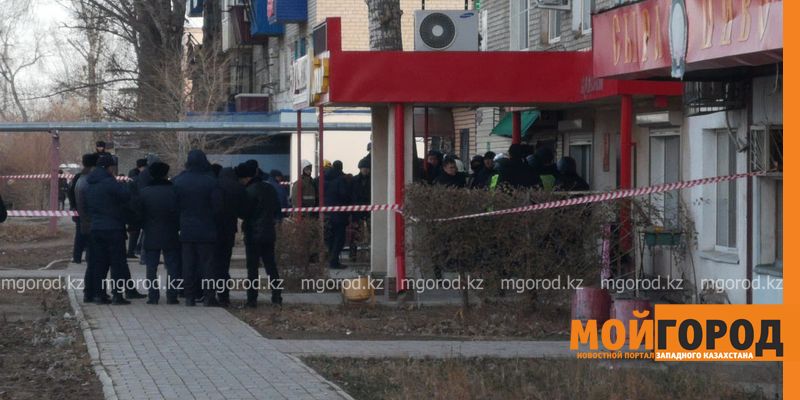 Мужчина взял жену в заложники в Уральске (фото)