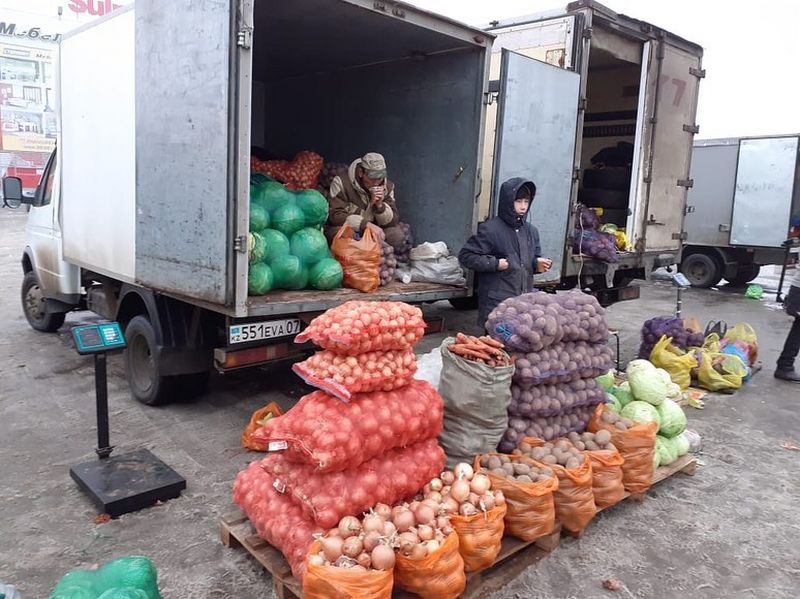46 предпринимателей представили свою продукцию на ярмарке в Уральске