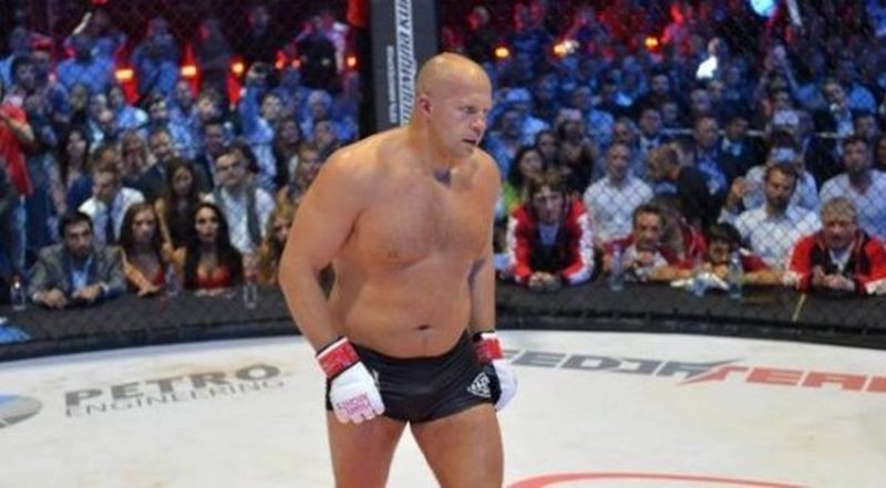 Федор Емельяненко нокаутировал бывшего чемпиона UFC (видео)