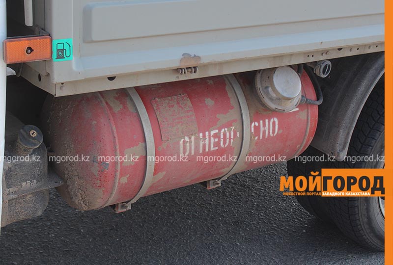 Автомобили с газобаллонным оборудованием запретили оставлять в закрытых паркингах Атырау