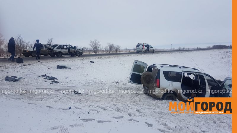 Два человека погибли в ДТП на трассе в ЗКО