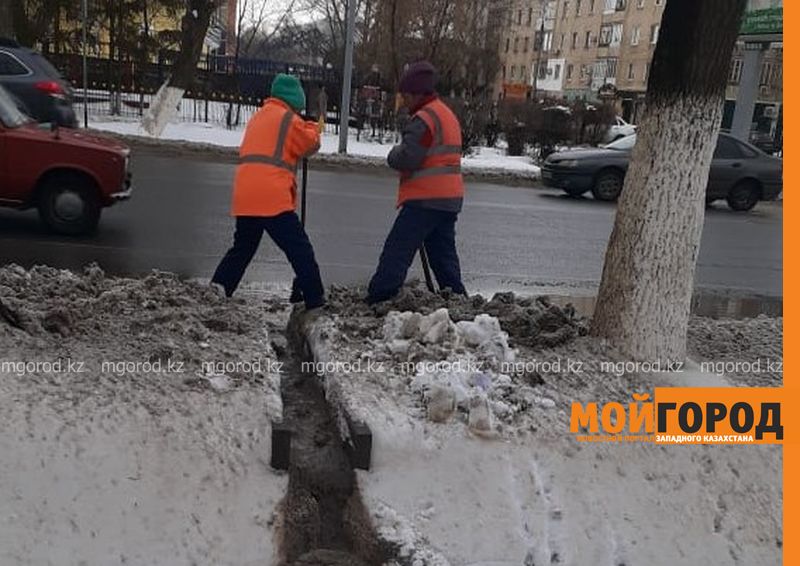 60 тысяч кубометров снега вывезено из Уральска