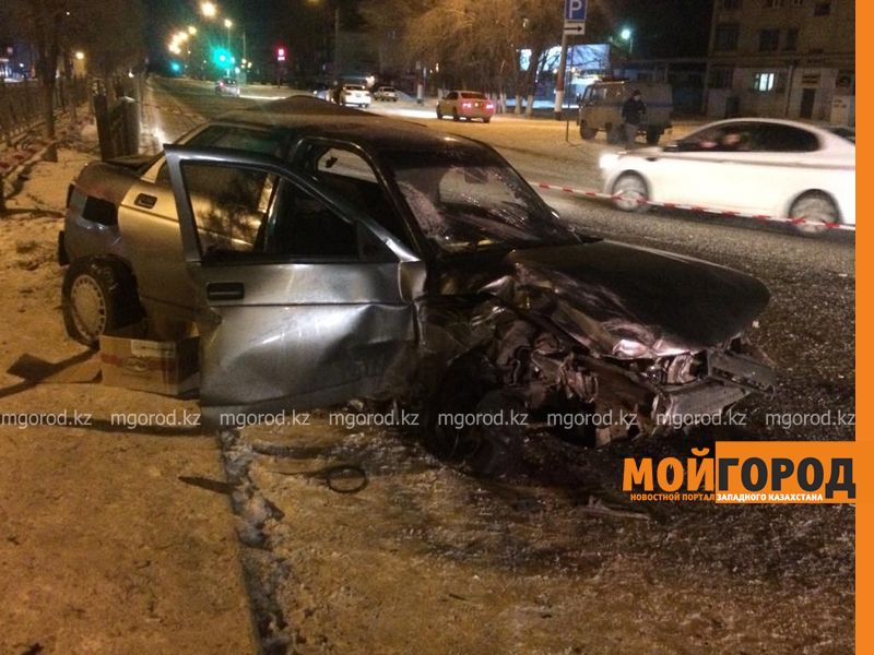 В Уральске столкнулись два ВАЗа: один из водителей был пьян