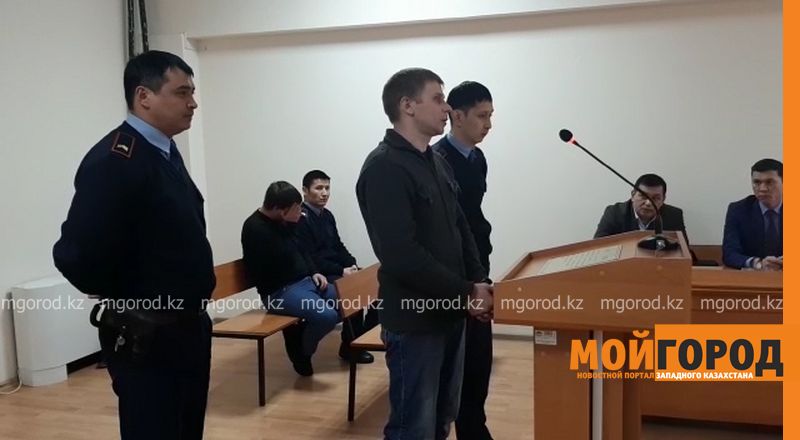 Обвиняемый в смерти школьницы в ДТП расплакался в суде (фото, видео)