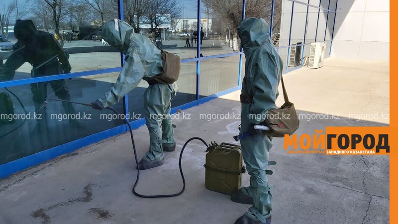 3,5 тонны дезинфицирующего вещества использовали для обработки общественных мест в Атырау