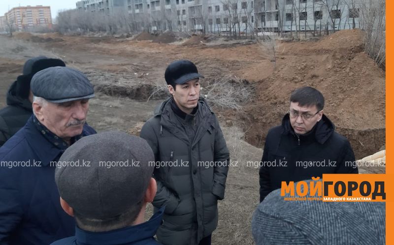 Грязные здания и разбитые дороги возмутили акима ЗКО