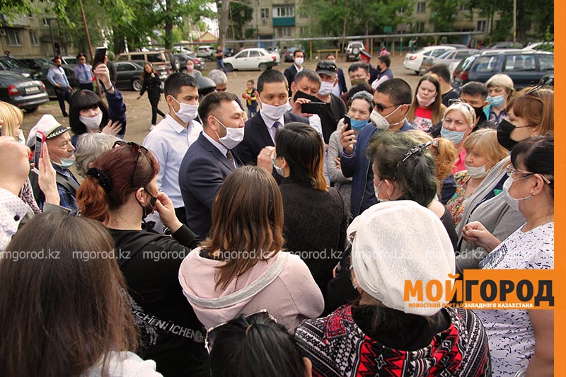 В Уральске жители четырех многоэтажек выступили против строительства крытого рынка во дворе (фото, видео)