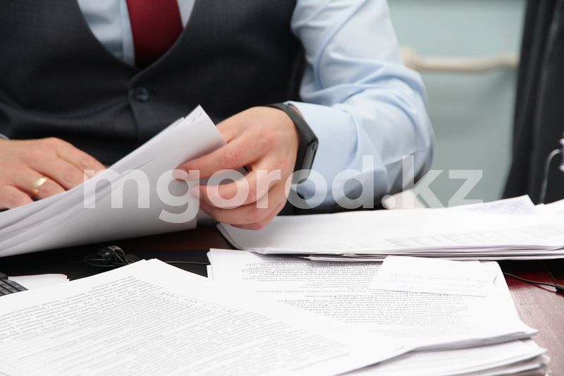 Более 27 миллионов тенге налогов задолжали жители Бурлинского района