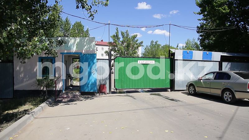 Постояльца дома престарелых в Уральске нашли повешенным в своей комнате