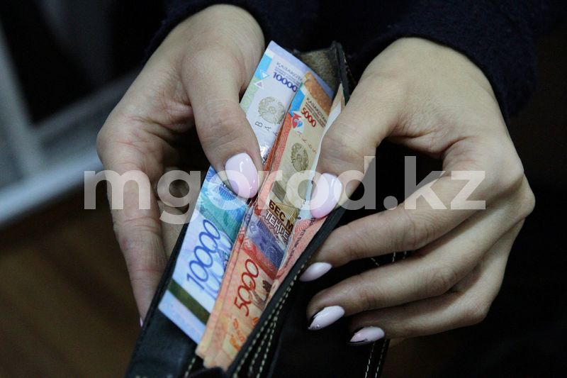 Размер минимальной зарплаты увеличат в Казахстане с 2023 года