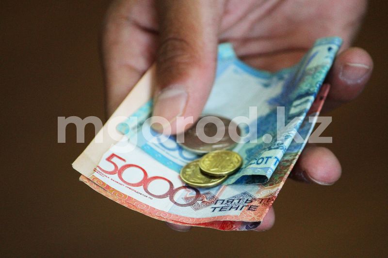 Когда выплатят 5 567 тенге на продукты в ЗКО