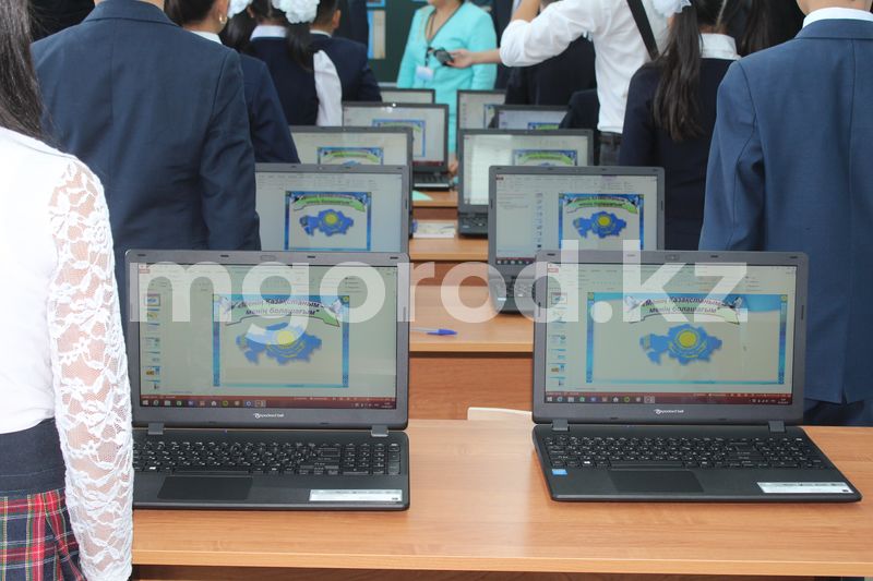 Почти 1,5 тысячи компьютеров закупили для дистанционного обучения в ЗКО