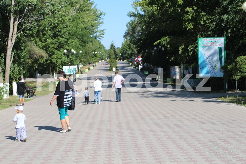 Городской парк культуры и отдыха открыли в Уральске