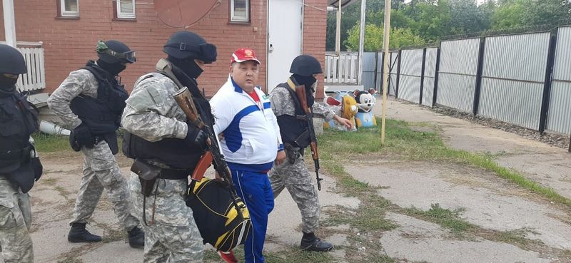 Повторный арест Ундаганова: в отношении судисполнителя прекратили уголовное дело