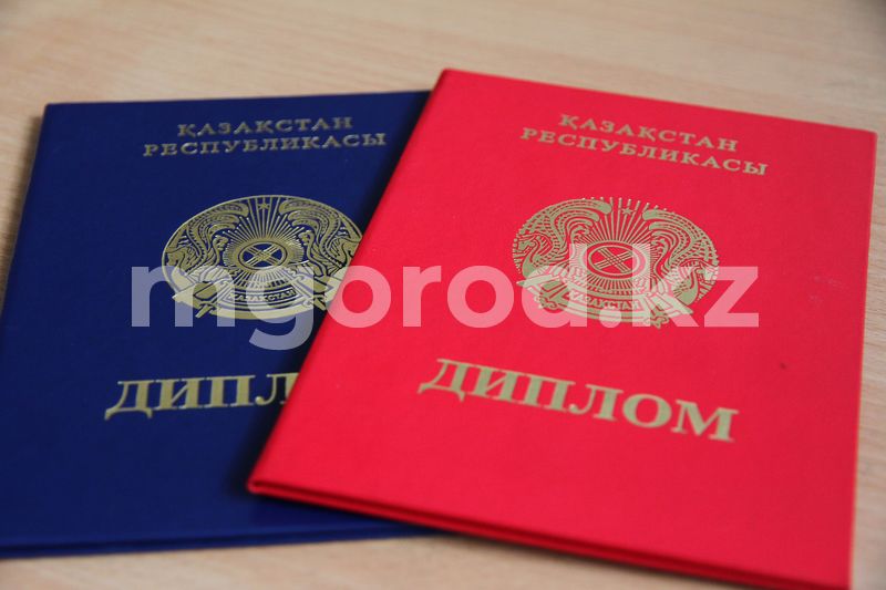 У выпускников каких специальностей самая высокая зарплата в Казахстане