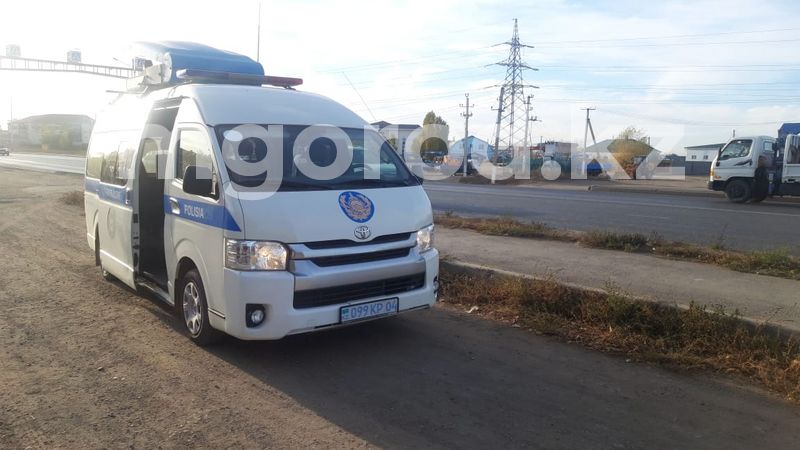 12 авто водворены на штрафстоянку за неуплату налогов в Актюбинской области