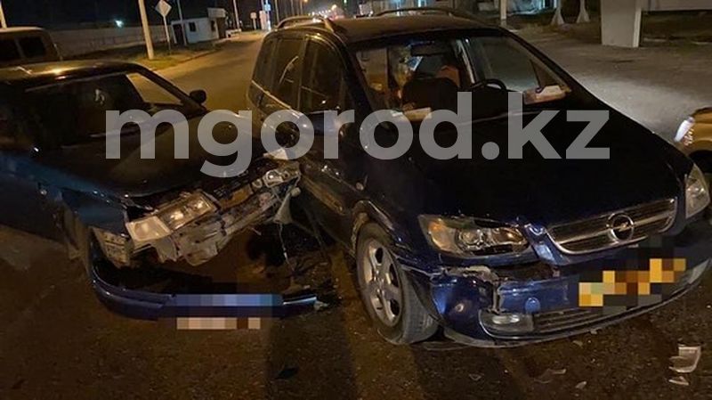 Подросток на машине отца совершил ДТП в Атырау