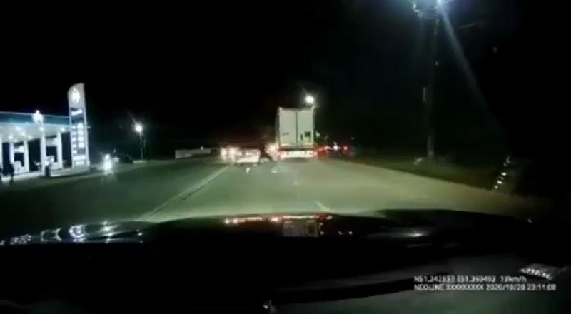 Стрельба на улице в Уральске попала на видео