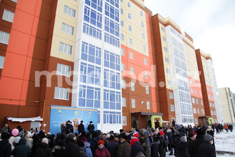 Новый девятиэтажный дом сдали в эксплуатацию в Уральске