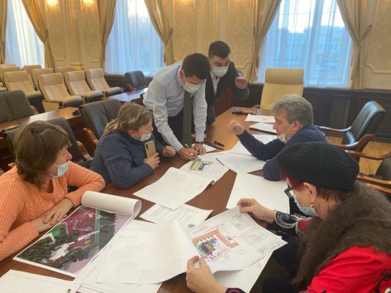Благоустройство дворов обсудили в акимате Уральска