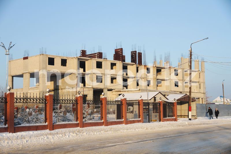В Уральске до сих пор идут разбирательства с собственниками недостроенных многоквартирных домов