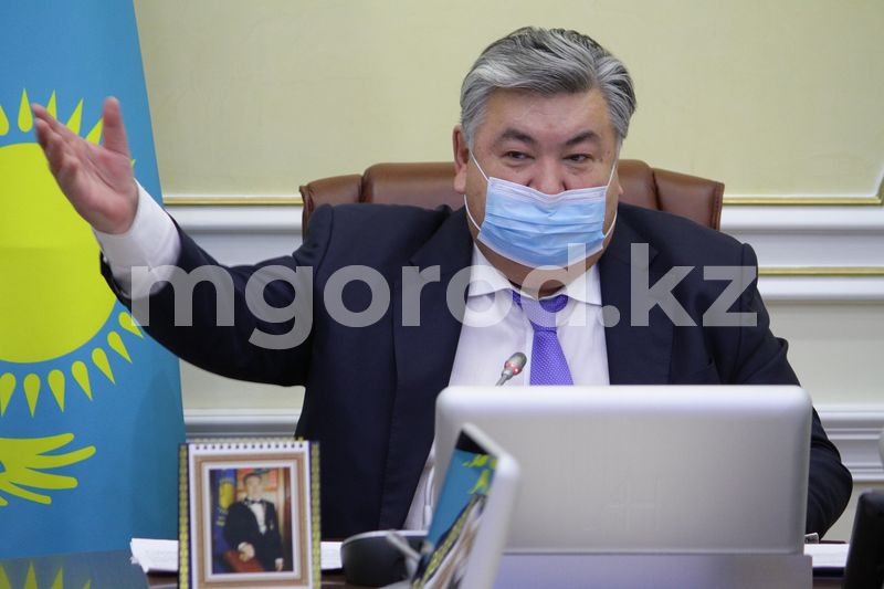Замакима ЗКО освободили от должности за слабый контроль при строительстве и ремонте дорог