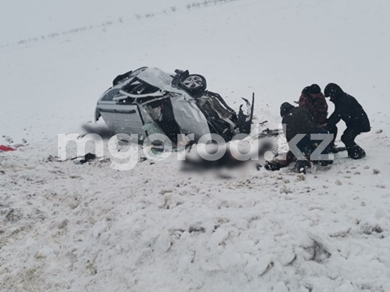 Пенсионерка погибла в аварии на трассе в ЗКО
